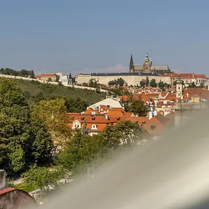 Daire Historic Centre By Michal&friends, Prag